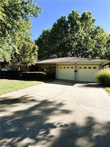10305 E 69th Ter, Raytown, MO, 64133
