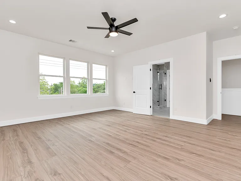 2408 Brailsfort St — Photo 31