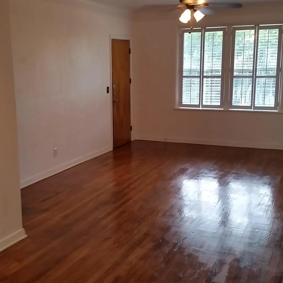 512 Phoenix Ave — Photo 3