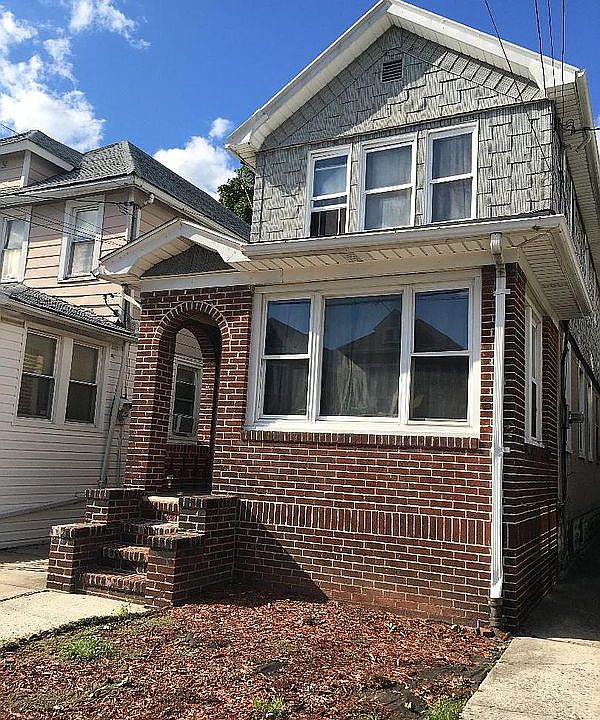 2nd image of 4015 Avenue