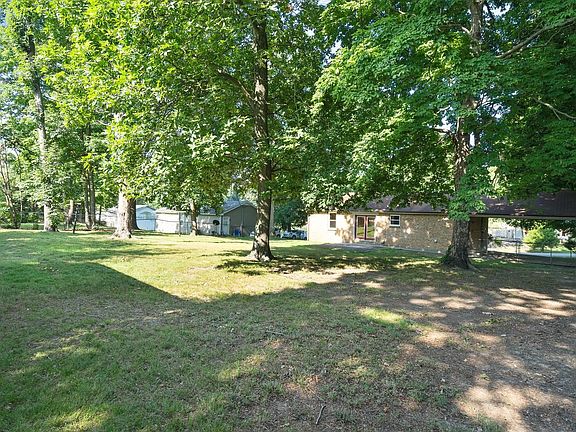 2nd image of 238 Orleans Dr