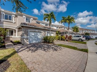 10011 Chiana Cir, Fort Myers, FL 33905