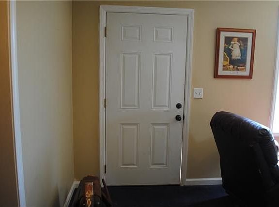 5th image of 1104 Bayview Dr