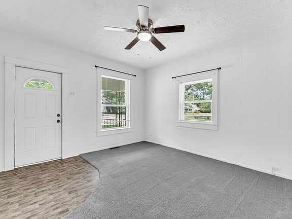 5th image of 1800 W Atlantic Street