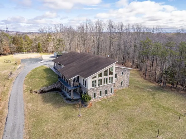 657 Cherry Hill Rd, Amherst, VA 24521