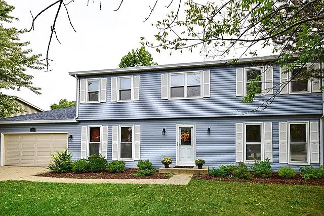 3915 Huntington Blvd photo 1