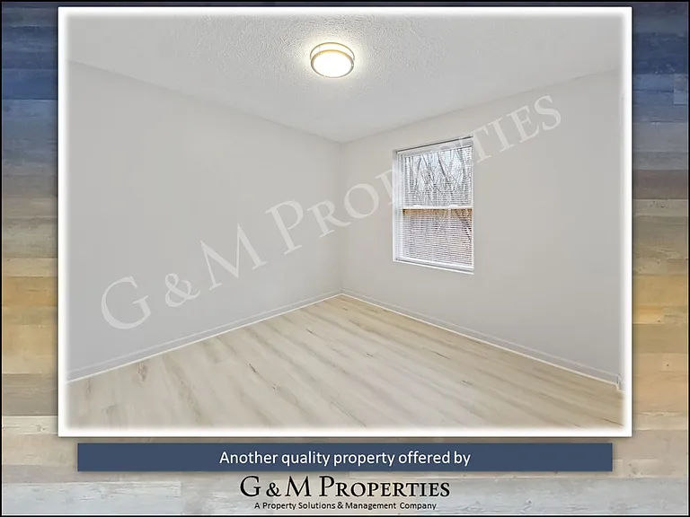44 Chester Ave — Photo 22