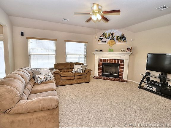 3rd image of 3985 S 210th East Ave