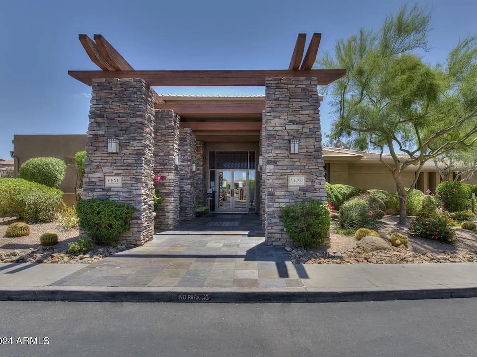 2 bed, 2.0 bath, 1148 sqft, $2,200 — Photo 4