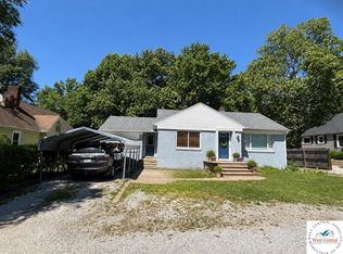 411 N Price Ln, Clinton, MO 64735