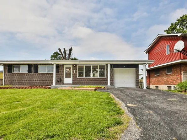 4 Queen Ann Dr, Hazelwood, MO 63042