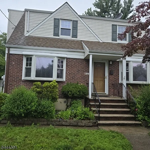 4 bed, 2.0 bath, $4,750 — Photo 3