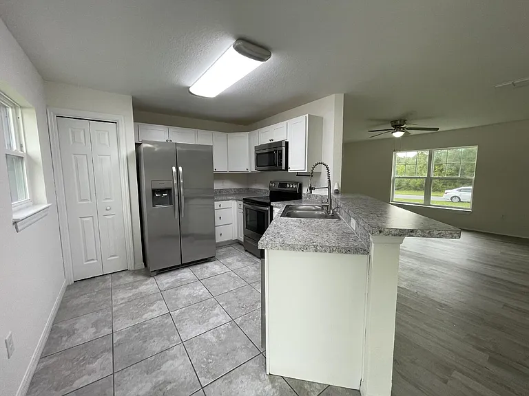 16958 SW 20th Court Rd — Photo 12