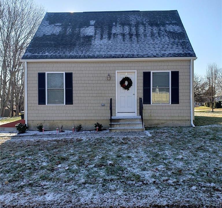 1st image of 31 Ashworth Ave