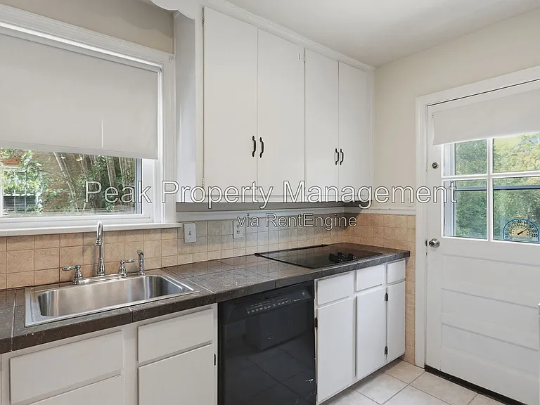 6410 Morningside Dr — Photo 8