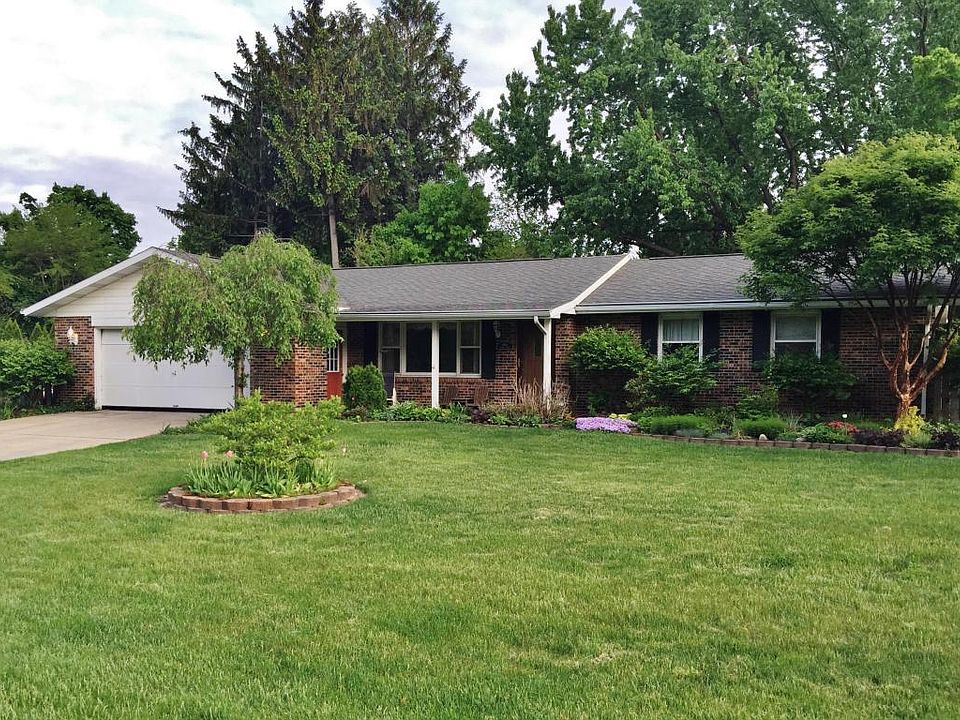 1st image of 854 Tucker Dr