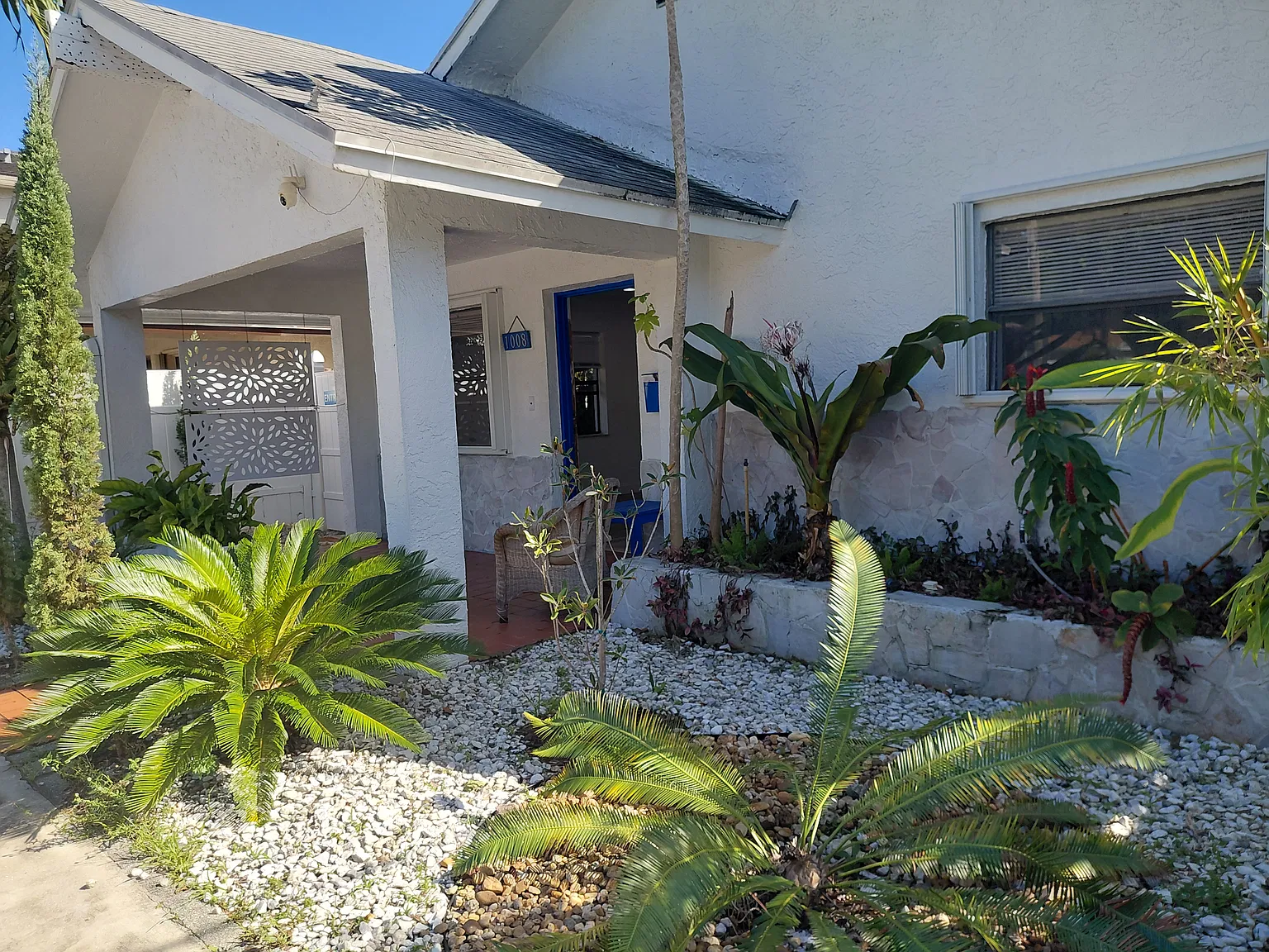 2 bed, 1020 sqft, $2,650 — Photo 1