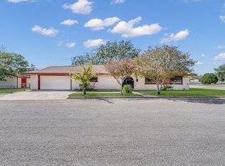 906 Avenue D, Del Rio, TX 78840