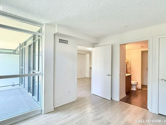 5th image of 525 Wilson Ave #452