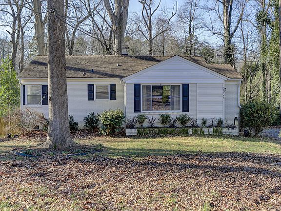2nd image of 3325 Eastwood Dr
