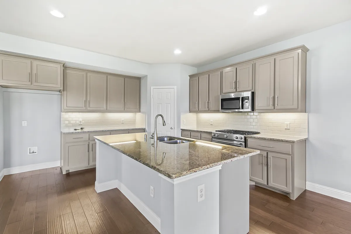 Building Photo - 4424 Overbrook Dr