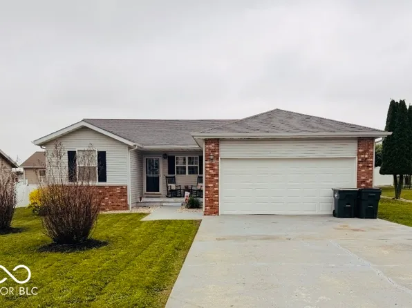 1642 W Democracy St, Greensburg, IN 47240