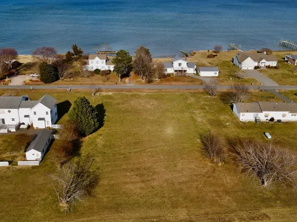 46 Potomac Dr, Heathsville, VA 22473