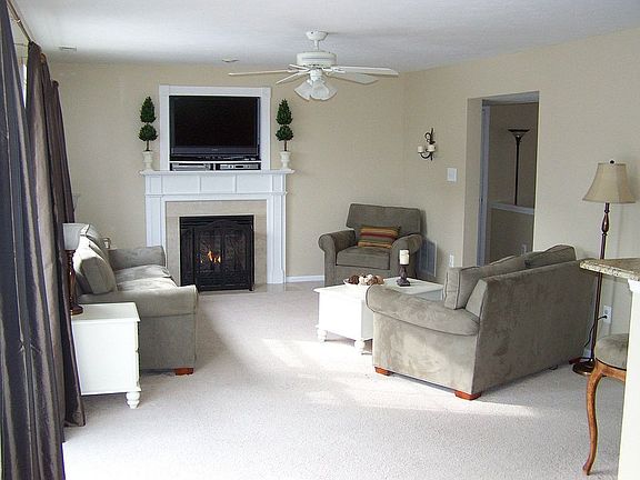 Living Room w/Beautiful Gas Fireplace