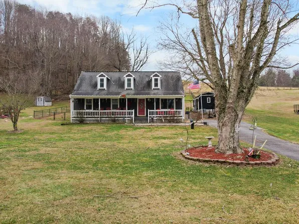 787 Wet Springs Rd, Chilhowie, VA 24319