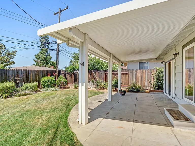 4521 Juno Way — Photo 31