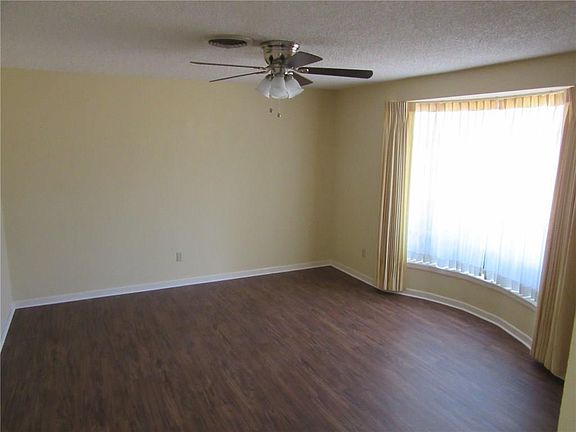 3rd image of 3733 High Meadows Dr