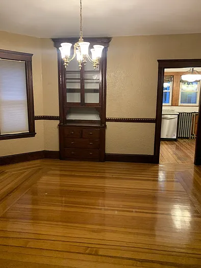 4 Douglas Ave #1 — Photo 15
