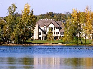 1701 Keller Lake Dr, Burnsville, MN 55306