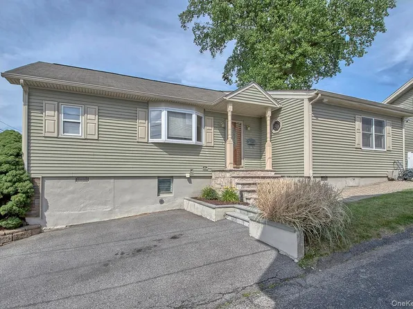 108 Lincoln Avenue E, West Harrison, NY 10604