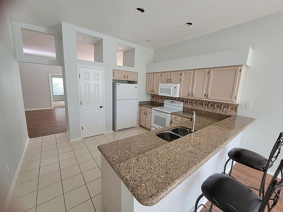 4th image of 1457 Whitehall Blvd