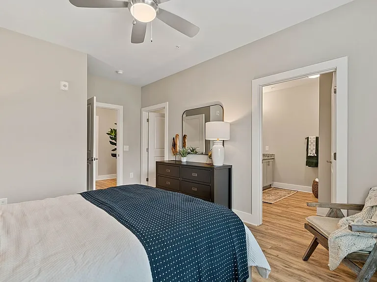 Reserve at Greenwood — Photo 31
