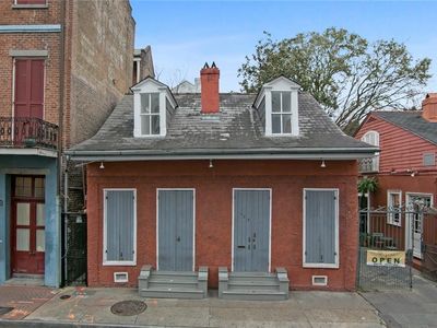 434 Dauphine St, New Orleans, LA, 70112