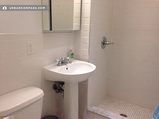 Rented by Compass | media 56