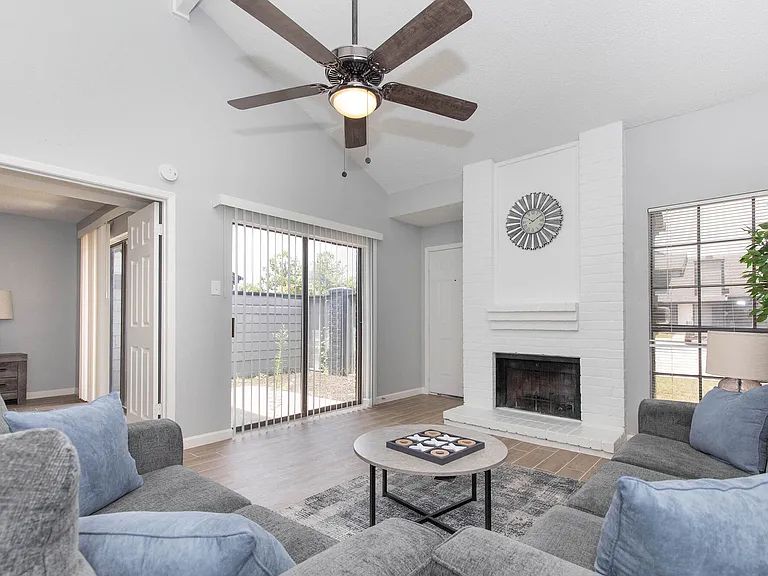 810 Dunson Glen Dr — Photo 21