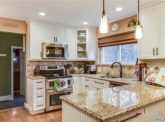 4th image of 41 Parkridge Cir