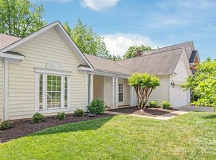 936 Knightsbridge Rd, Fort Mill, SC 29708