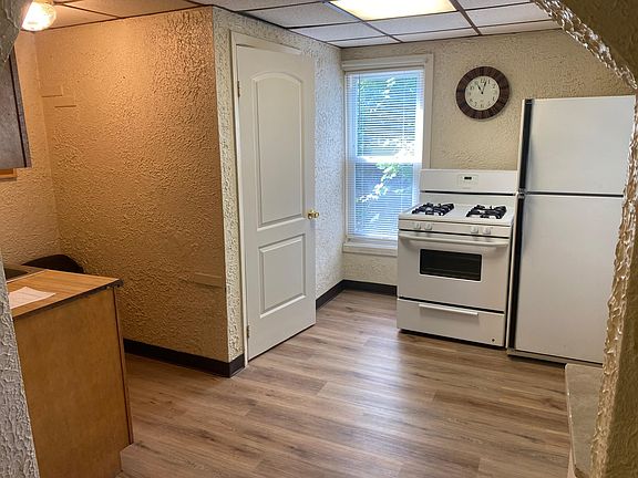 2nd image of 607 Washington St #1