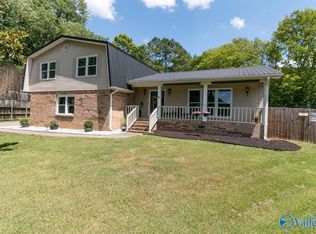8007 Brookfield Cir SE, Huntsville, AL 35802
