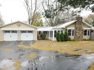 2801 Niles Rd, Saint Joseph, MI 49085