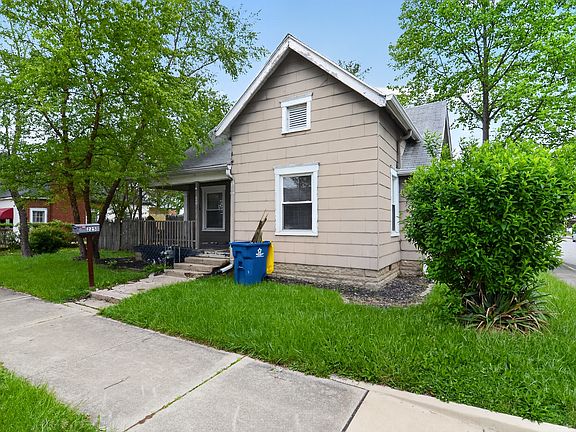 2nd image of 225 S State St