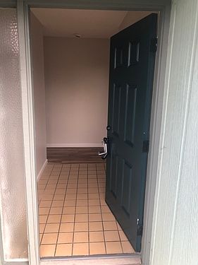3rd image of 218 Santa Cruz Ave #B