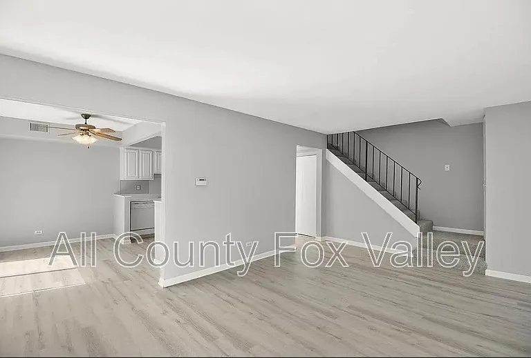 1723 Queensbury Cir — Photo 12