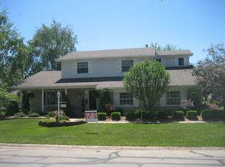 6503 Marina Dr, Algonac, MI 48001