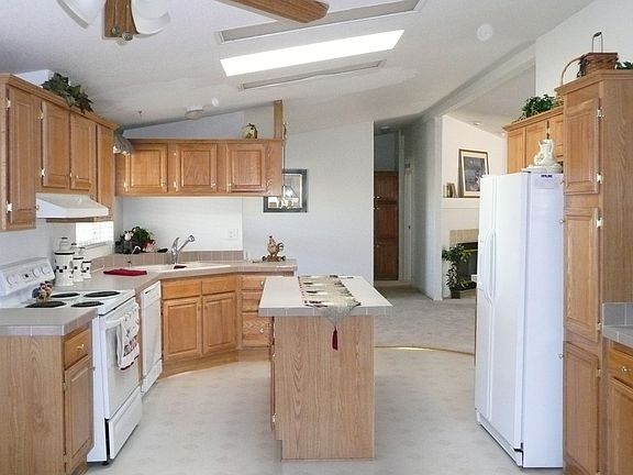 Country Kitchen