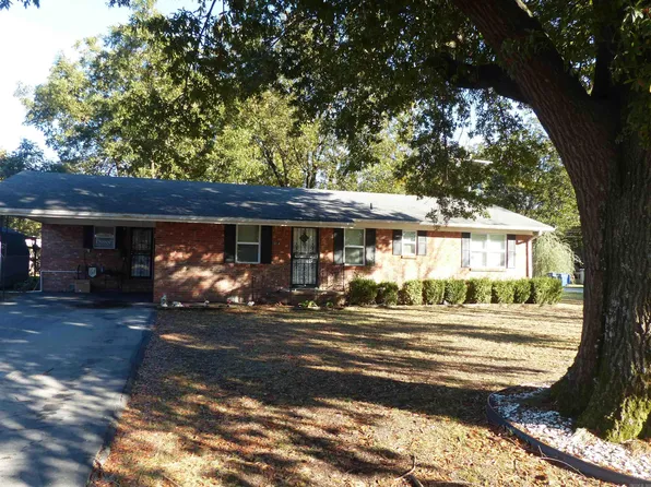 1014 W 6th St, Corning, AR 72422